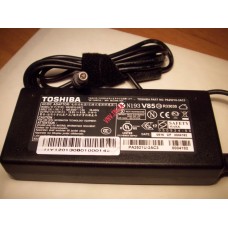 Зарядка, Блок питания для ноутбука Toshiba 15V 6A 90W 6.3x3.0 мм (оригинал)